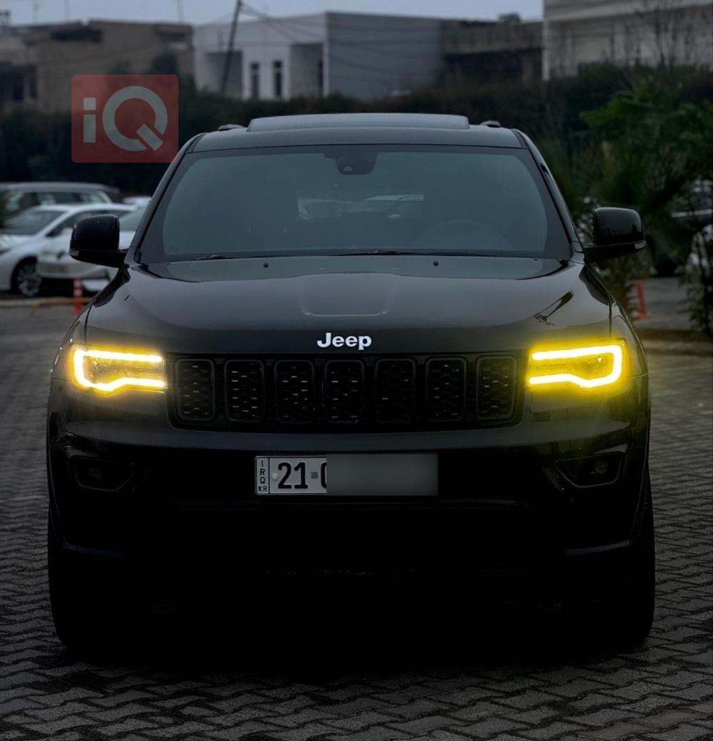 جيب جراند شيروكي